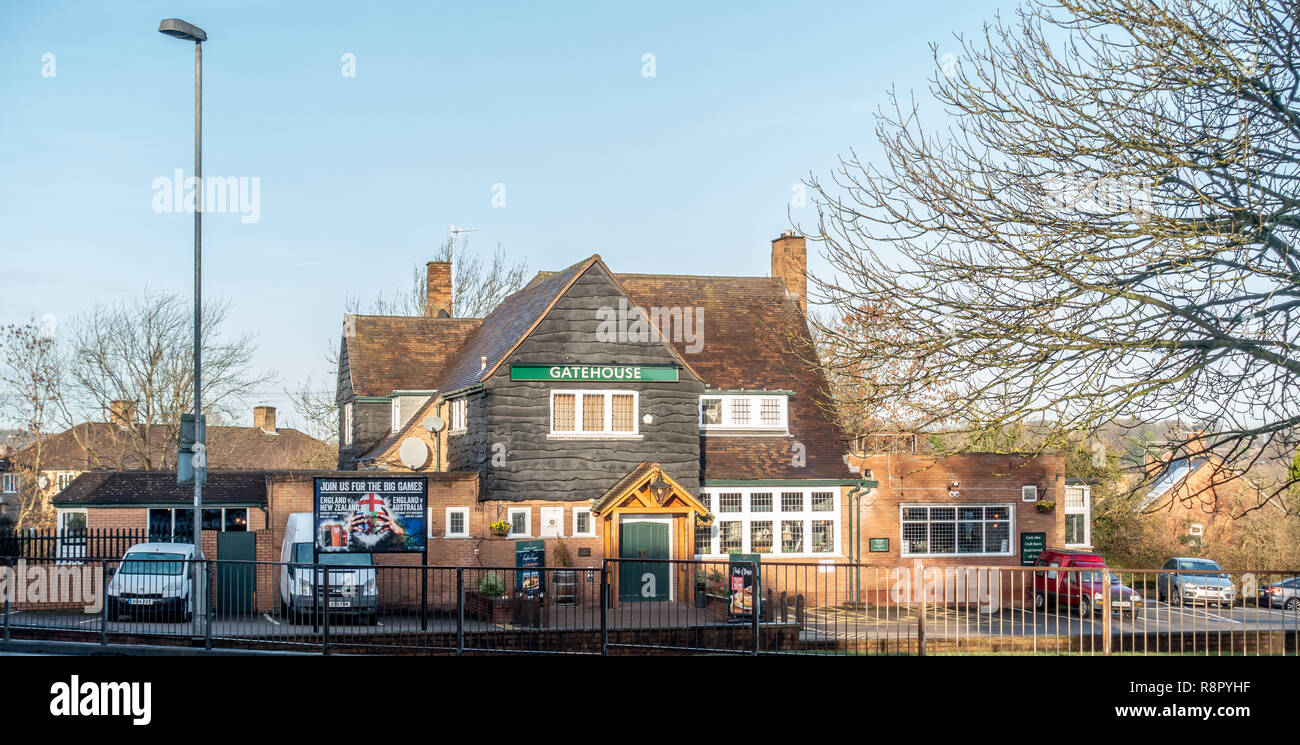 Sizzling pubs hires stock photography and images Alamy