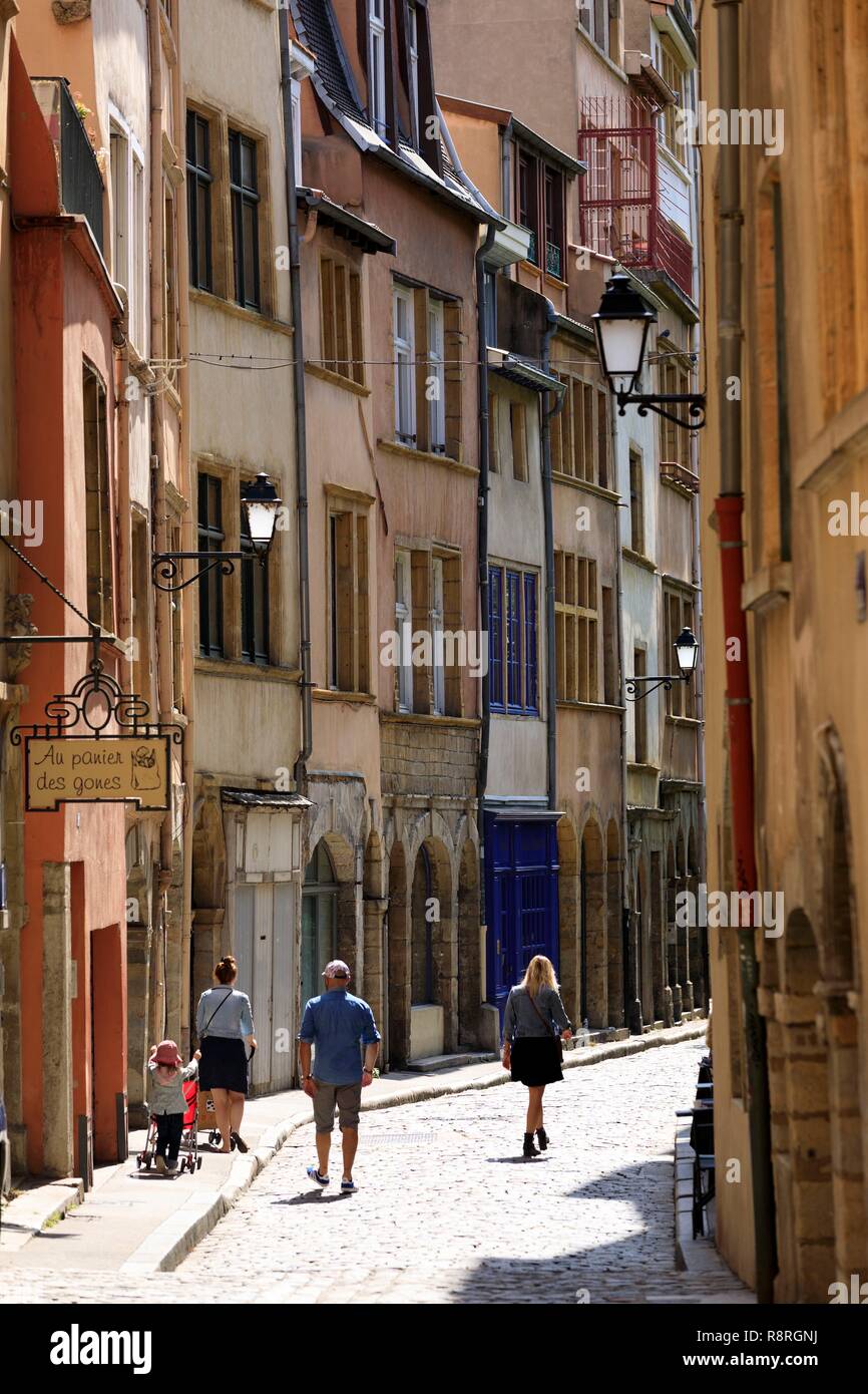 France, Rhone, Lyon, 5th district, Old Lyon district, historic site listed as UNESCO World Heritage, Saint Gorges Street Stock Photo