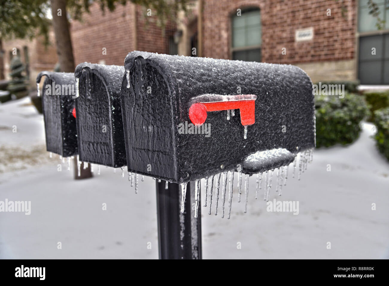 Frozen mailboxes hires stock photography and images Alamy