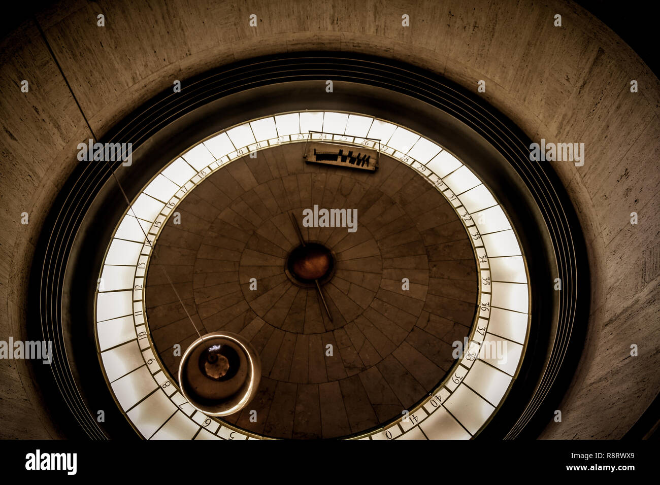 Foucaults Pendulum In The Science Museum Hi-res Stock Photography And ...