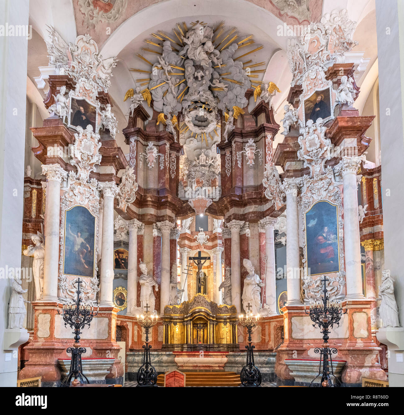 Altar in St Johns Church (Church of St. Johns, St. John the Baptist and St. John the Apostle and Evangelist ), Vilnius University, Vilnius, Lithuania Stock Photo