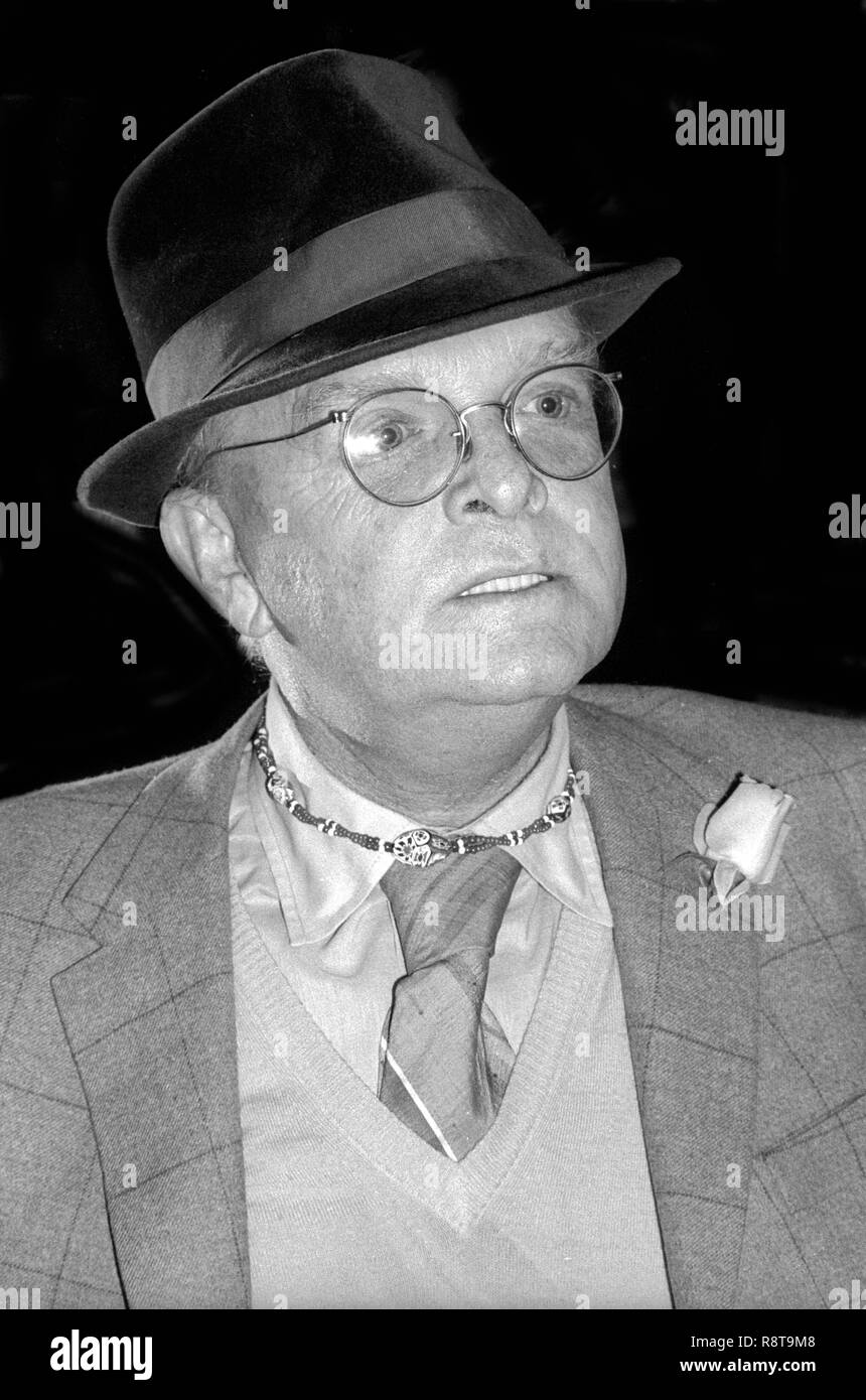 Truman Capote 1978 Photo By Adam Scull/PHOTOlink/MediaPunch Stock Photo Alamy