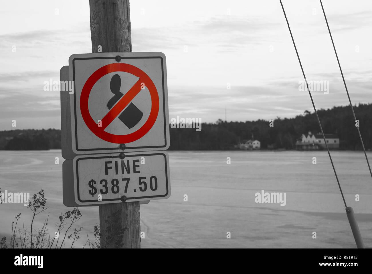 Dont litter sign hi-res stock photography and images - Alamy