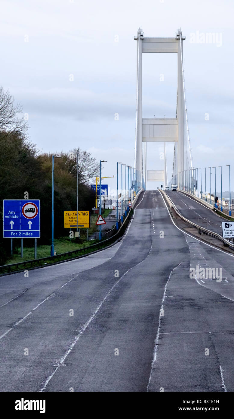Severn Bridge, UK. 17th Dec 2018. The two bridges across the Severn
