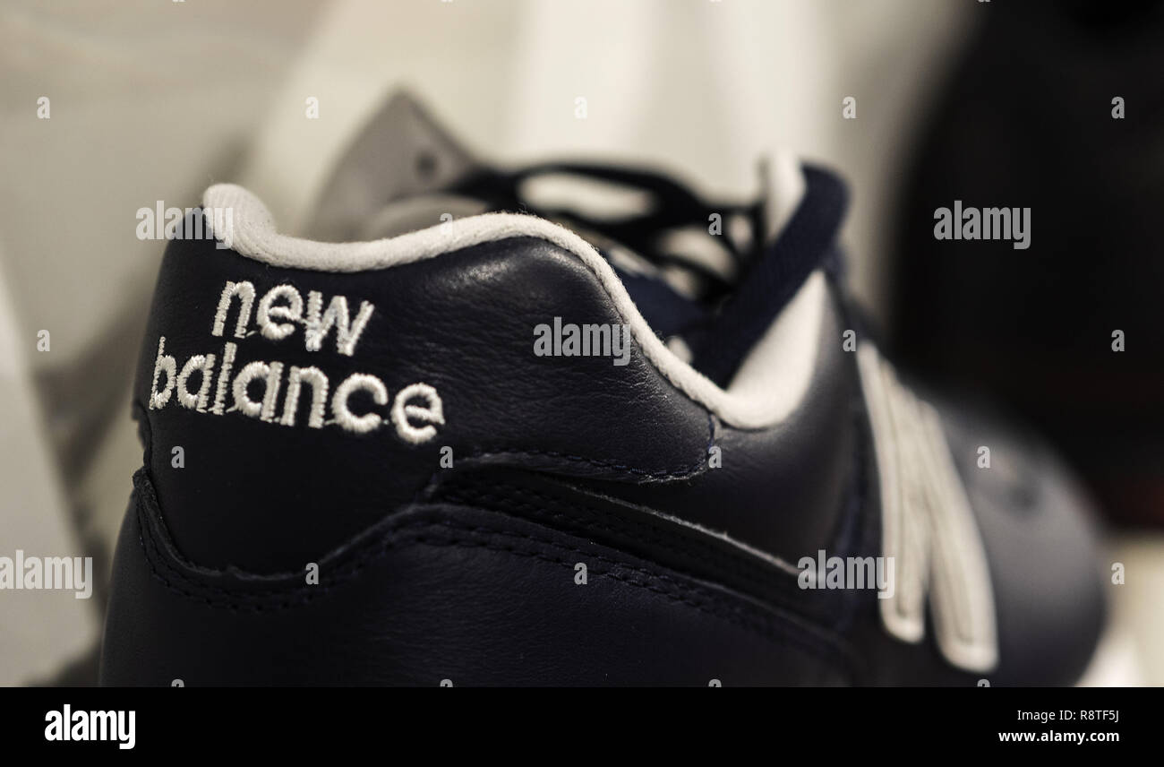 Kiev, Ukraine. 16th Dec, 2018. New Balance logo seen on the back of a  sneaker shoe. Credit: Igor Golovniov/SOPA Images/ZUMA Wire/Alamy Live News  Stock Photo - Alamy