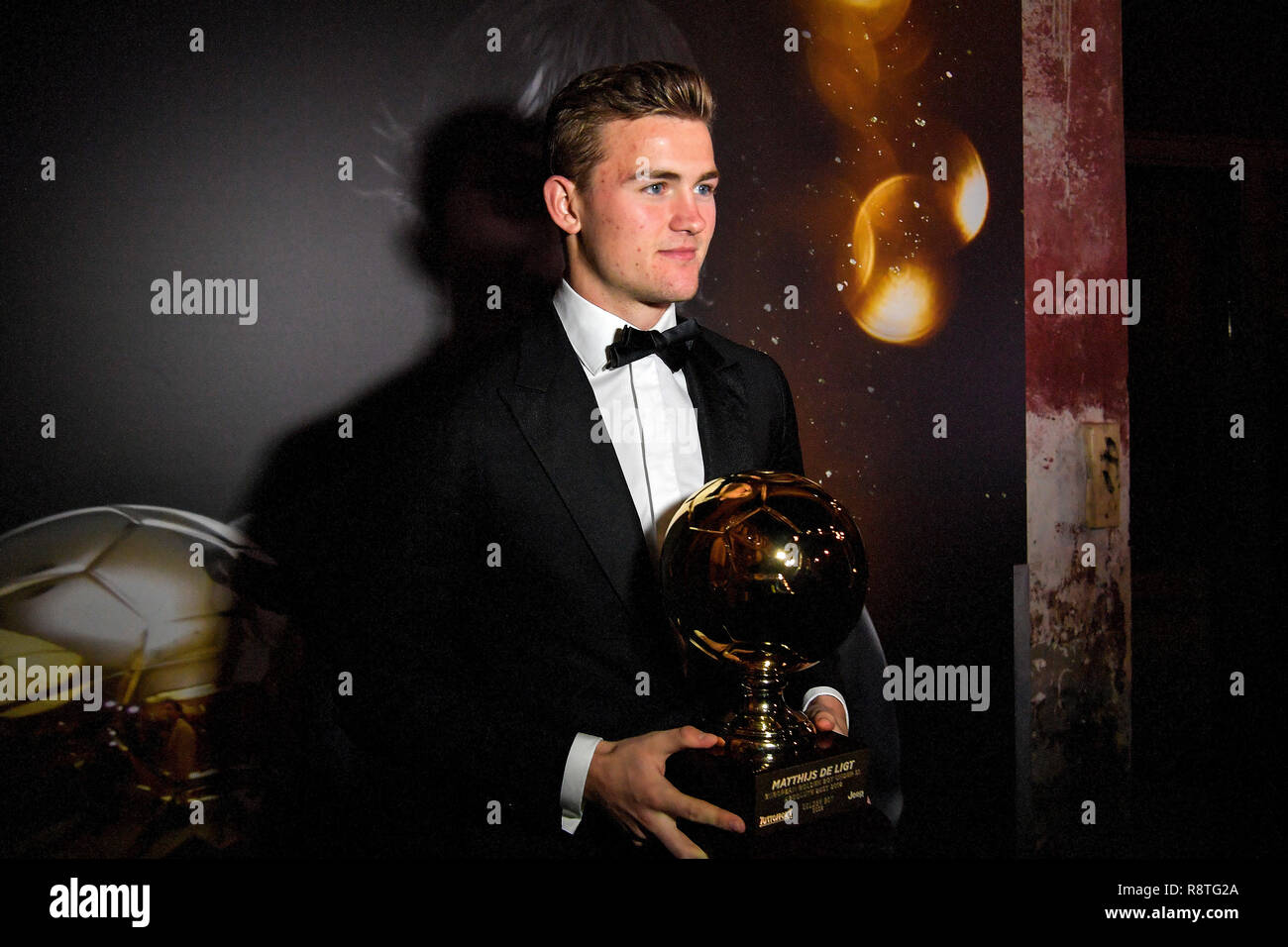 Turin Italy 17th December 18 Golden Boy Awards 18 The Award As The Best Under 21 In Europe By Tuttosport In The Pic Matthijs De Light Credit Lapresse Alamy Live News Stock Photo Alamy Turin Italy 17th December 18 Golden Boy Awards 18 The Award As The Best Under 21 In Europe By Tuttosport In The Pic Matthijs De Light Credit Lapresse Alamy Live News Stock Photo Alamy