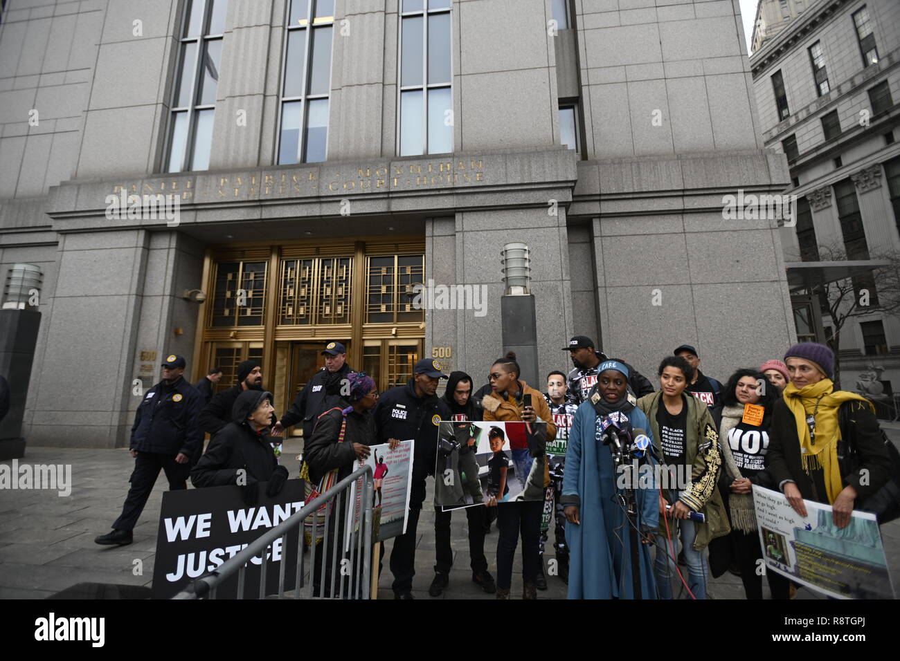 New York, USA. 17th Dec, 2018. New York, U.S., 17 December 2018 Statue of Liberty climber Patricia Okoumou speaks outside federal court following her conviction by a federal magistrate judge on misdemeanor charges of trespassing, disorderly conduct, and interfering with the functioning of government for her act of civil disobedience on July 4. Okoumou climbed the base of the statue to protest against Trump administration immigration policies. She is to be sentenced on March 5, 2019. Credit: Joseph Reid/Alamy Live News Stock Photo
