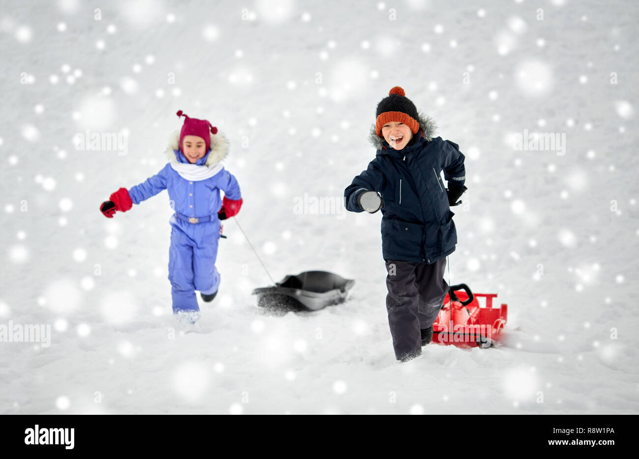 Wooden Or Plastic Types Of Sleds? | Cool Outdoor Toys
