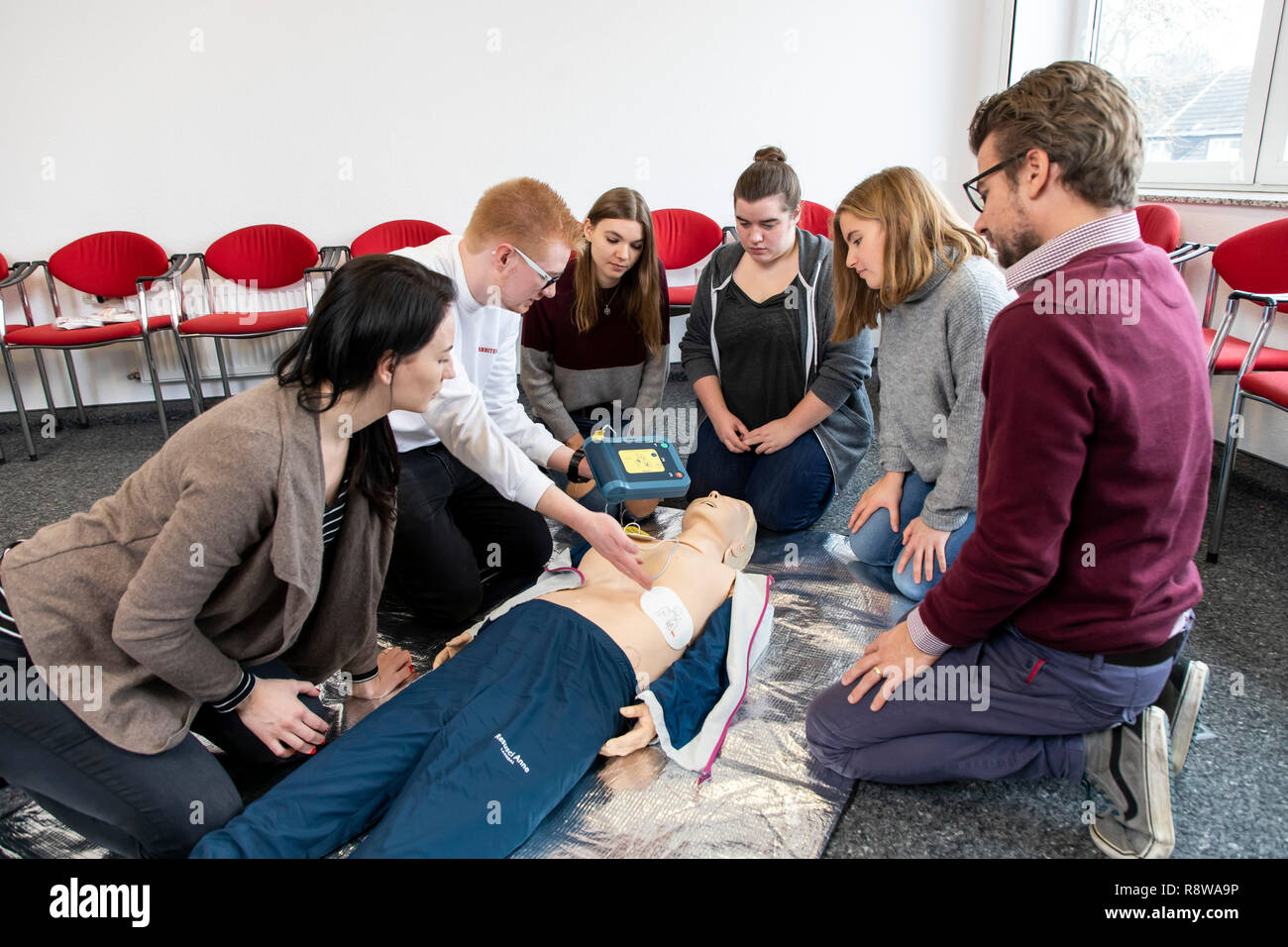 First Aid Course, First Aid Training, Emergencies, Practice Training