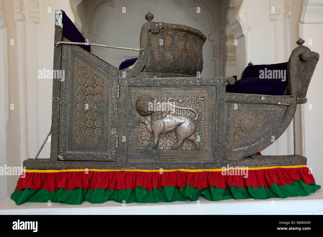 Elephant Howdah Elephant Seat wooden frame covered in silver and decorated with exquisite repose work  Mehrangarah Fort Rajasthan India Stock Photo