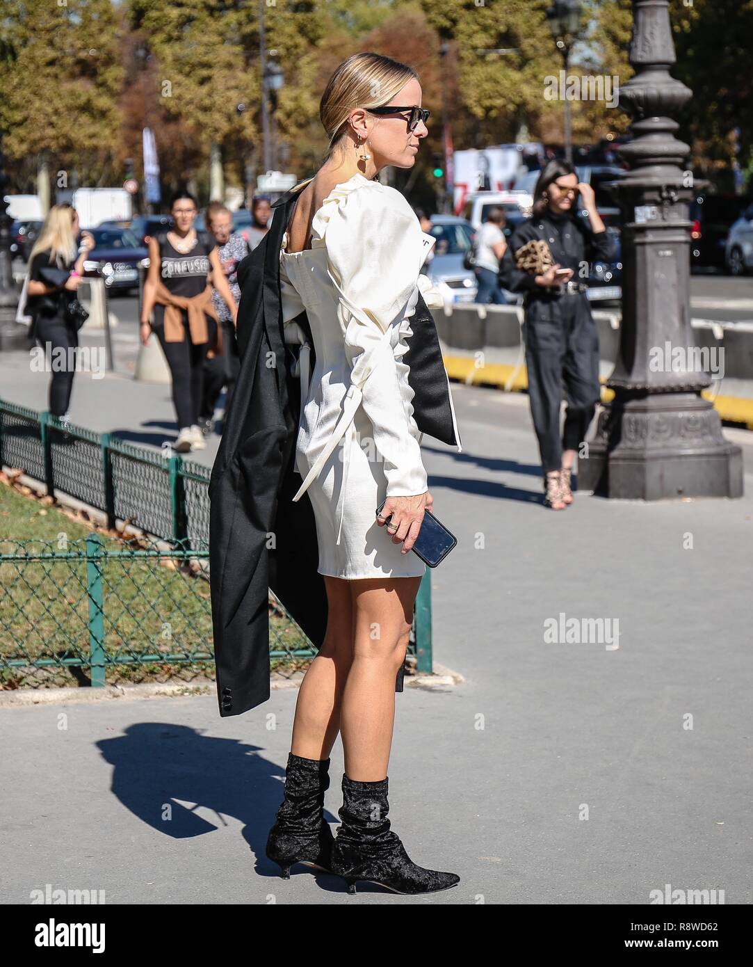 Celine fashion luxury store in avenue Montaigne in Paris, France. – Stock  Editorial Photo © AndreaA. #271499916