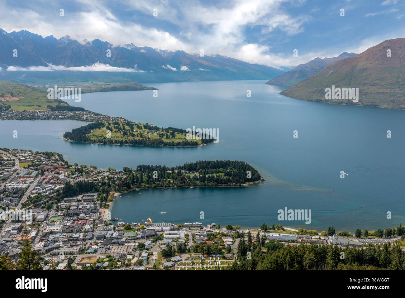 Queenstown otago south island new zealand hi-res stock photography and ...