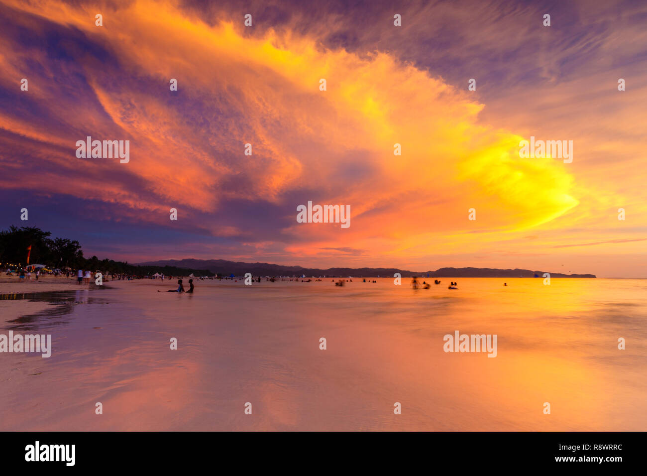 Boracay beach philippines hi-res stock photography and images - Alamy