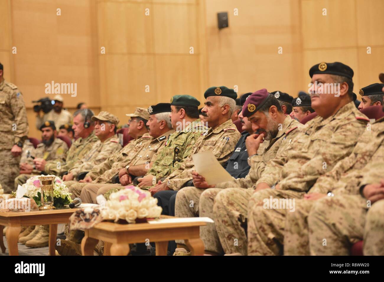 Kuwaiti armed forces hi-res stock photography and images - Alamy