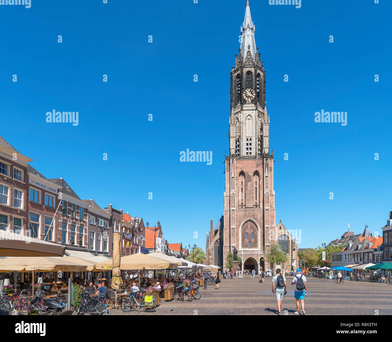 The historic 15th century Nieuwe Kerk (New Church) in the Markt (Market Square), Delft, Zuid-Holland (South Holland), Netherlands Stock Photo