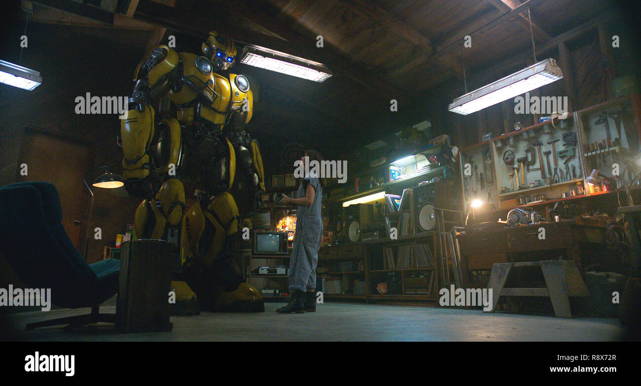 BUMBLEBEE, from left Bumblebee (voice Dylan O'Brien), Hailee