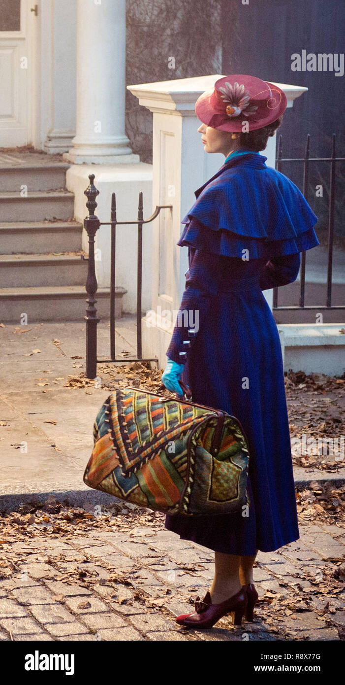 MARY POPPINS RETURNS, Emily Blunt, 2018. ph: Jay Maidment/© Walt Disney Studios Motion Pictures/courtesy Everett Collection Stock Photo