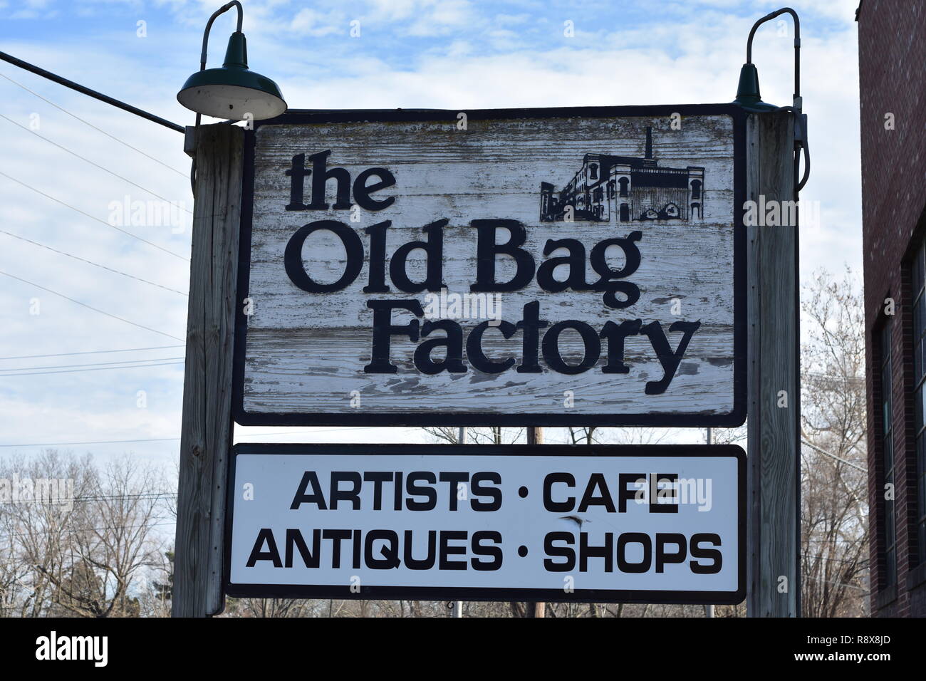 Antiques and shoppes hires stock photography and images Alamy