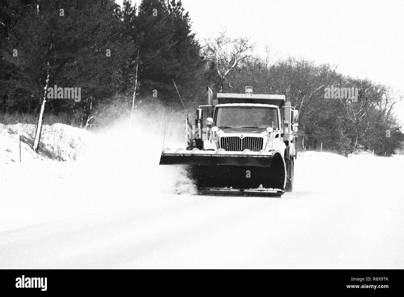 Snow Removal Team High Resolution Stock Photography And Images Alamy Apply to operations associate, snow plow operator, deicer and more! alamy