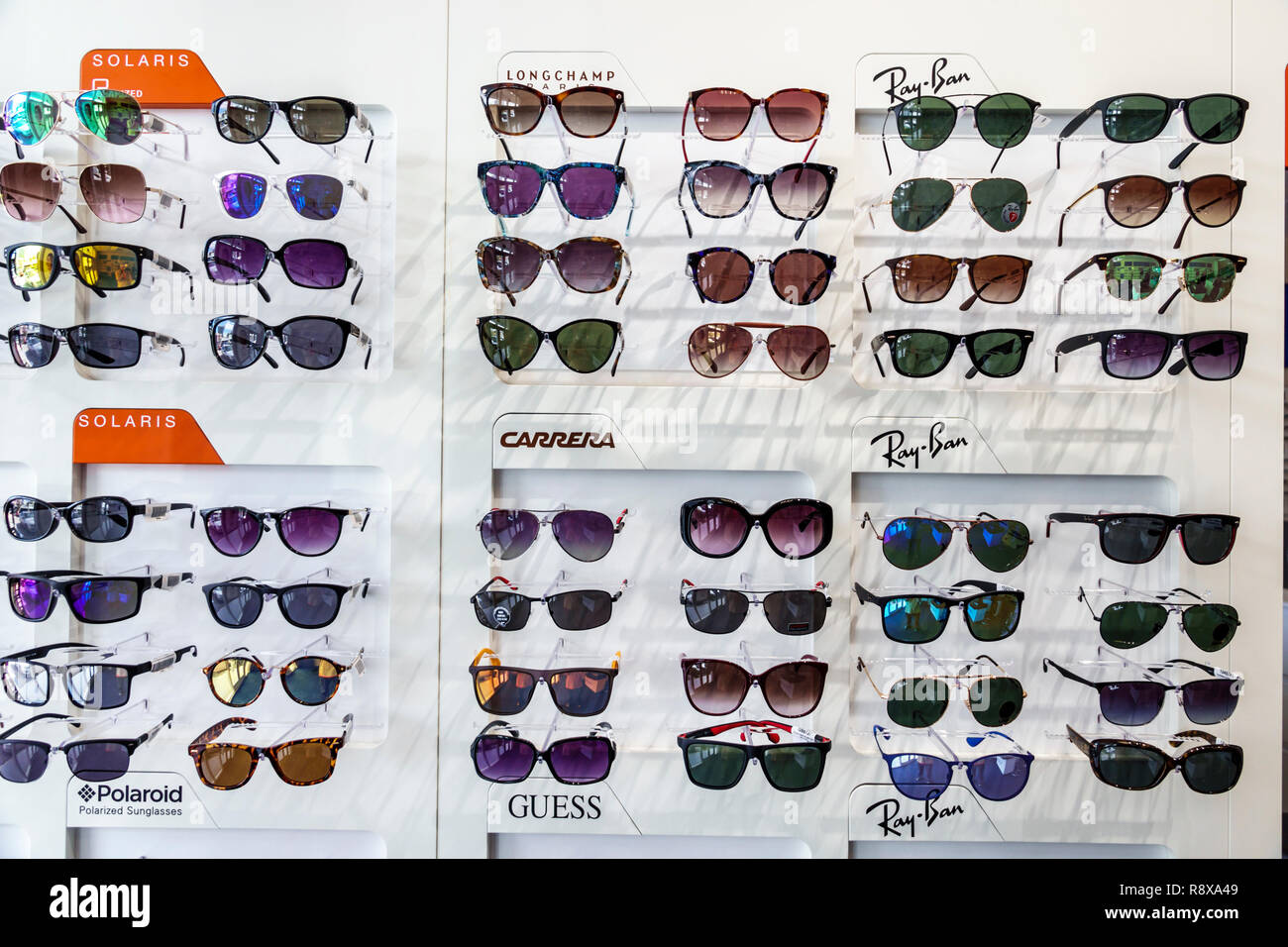 Florida, Miami Beach, optician optometrist business store, eyeglasses  display sale, fashion, Solaris Longchamp Carrera Ray-Ban, sunglasses  frames, sig Stock Photo - Alamy