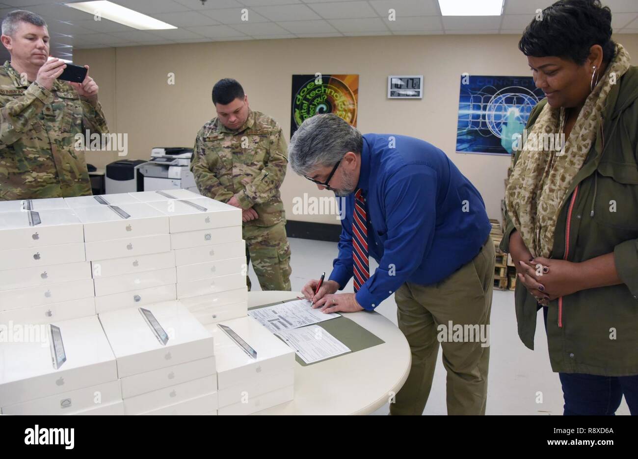 Mamie martin elementary school hires stock photography and images Alamy