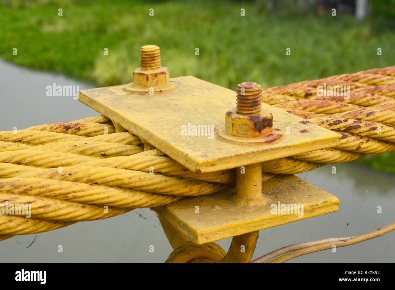 Wire rope sling hi-res stock photography and images - Alamy