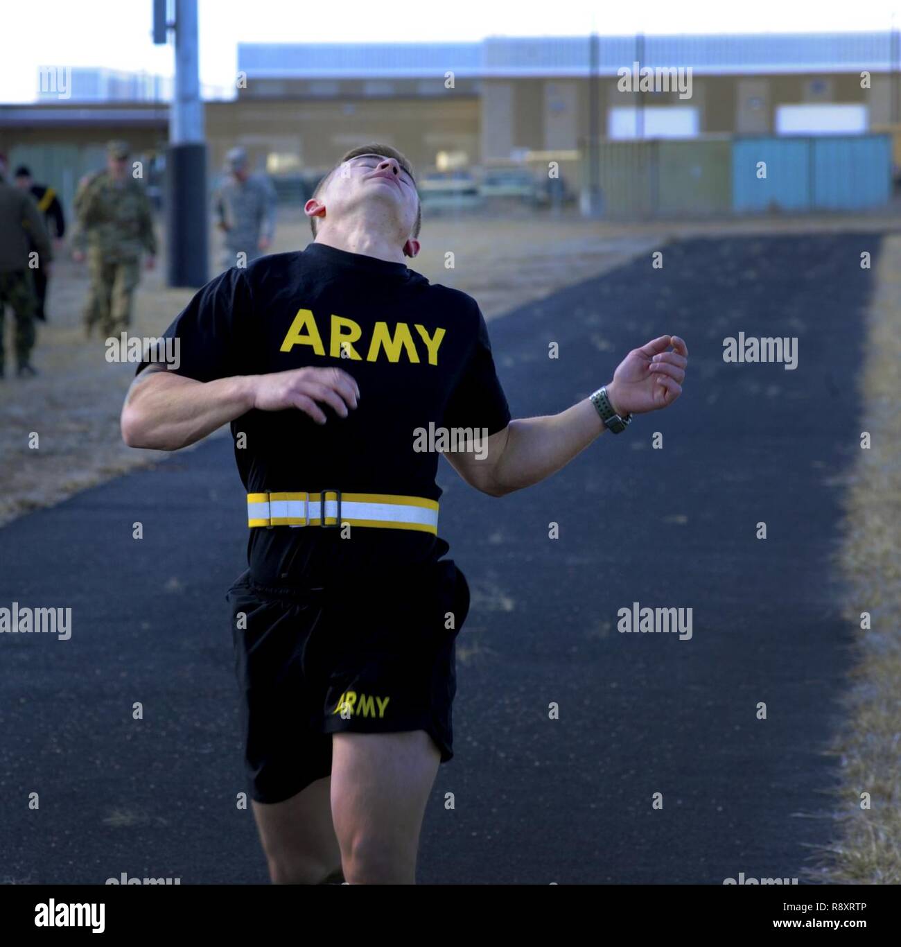 The army service uniform and the army physical fitness uniform hi-res stock  photography and images - Alamy