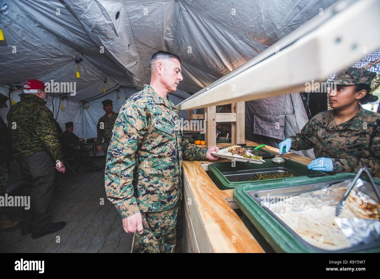 Soldier field food 2017 hires stock photography and images Alamy