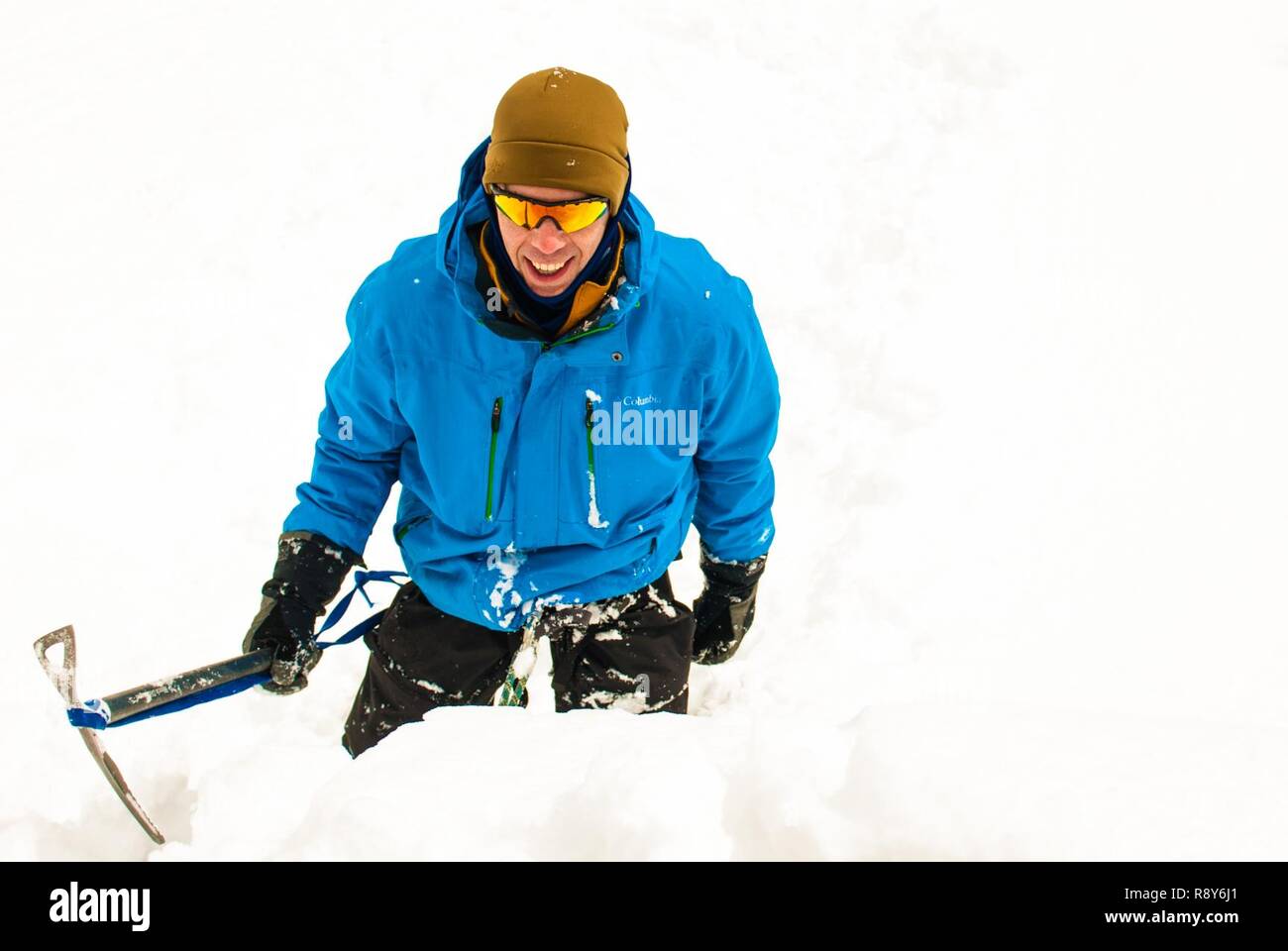 Basic military mountaineering course hires stock photography and