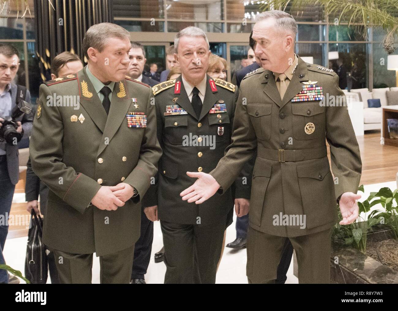 Marine Corps Gen. Joseph Dunford Jr., right, chairman of the Joint ...