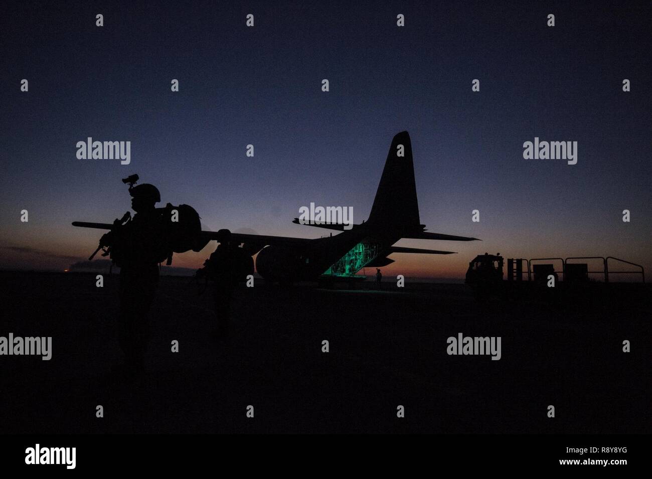 379th expeditionary aeromedical evacuation squadron hi-res stock ...