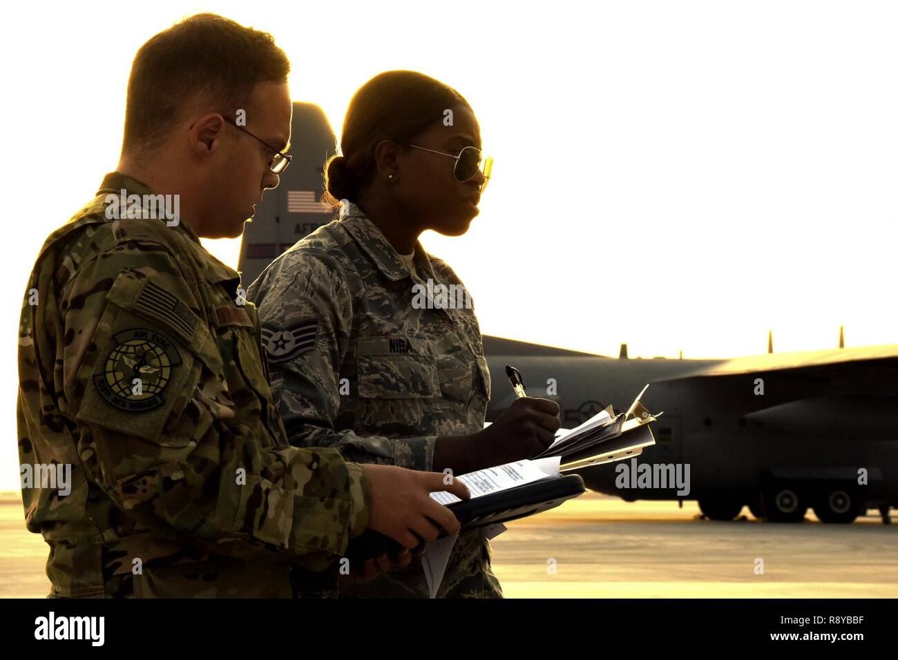 379th expeditionary aeromedical evacuation squadron hi-res stock ...