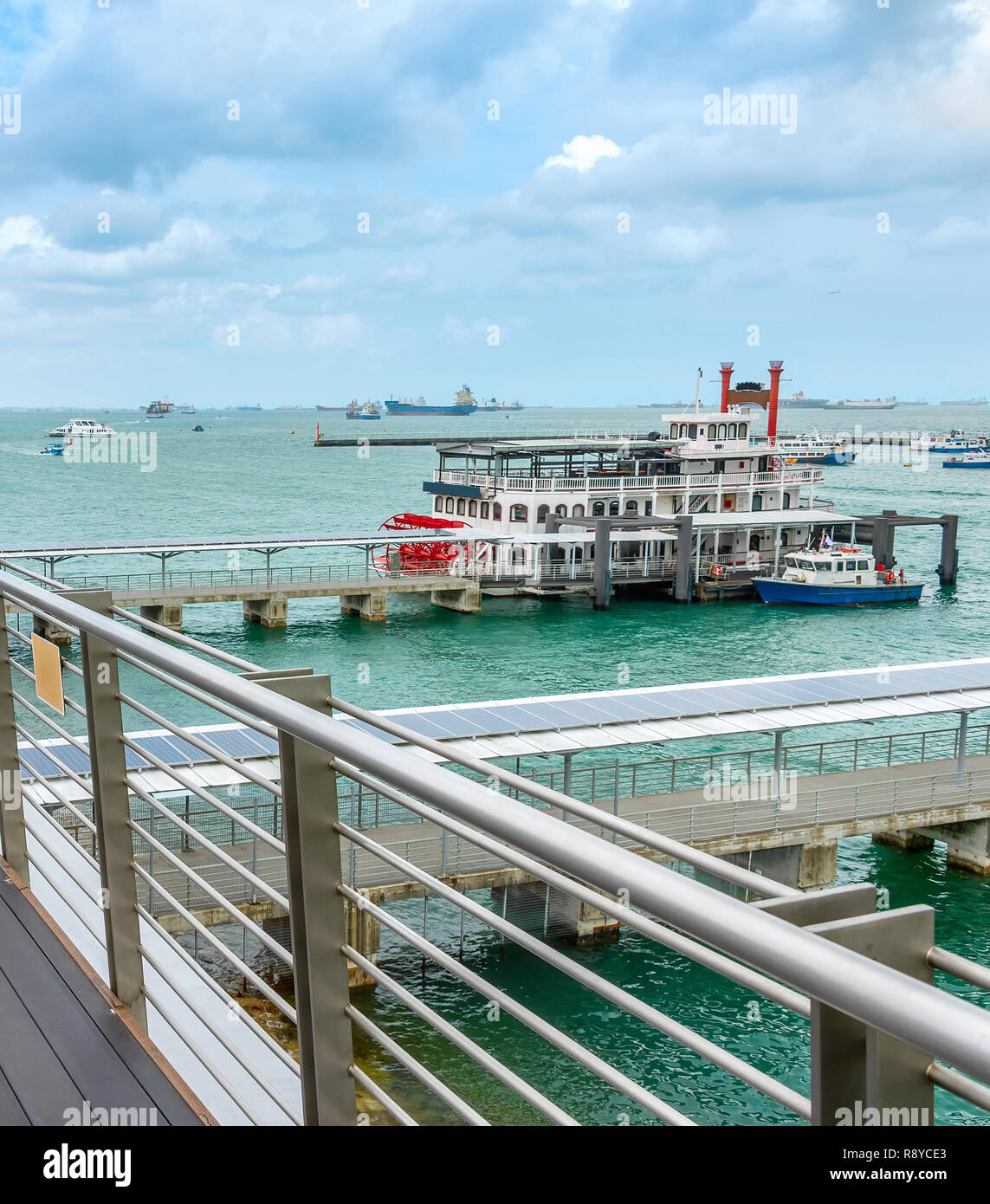 Ocean weather ships hires stock photography and images Alamy