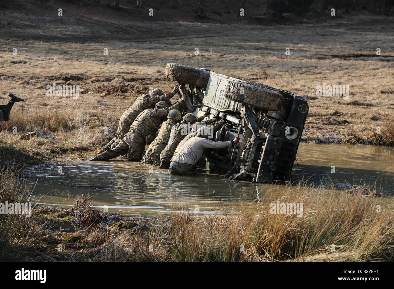 Humvee Push Humvee push exercise hi-res stock photography and images - Alamy