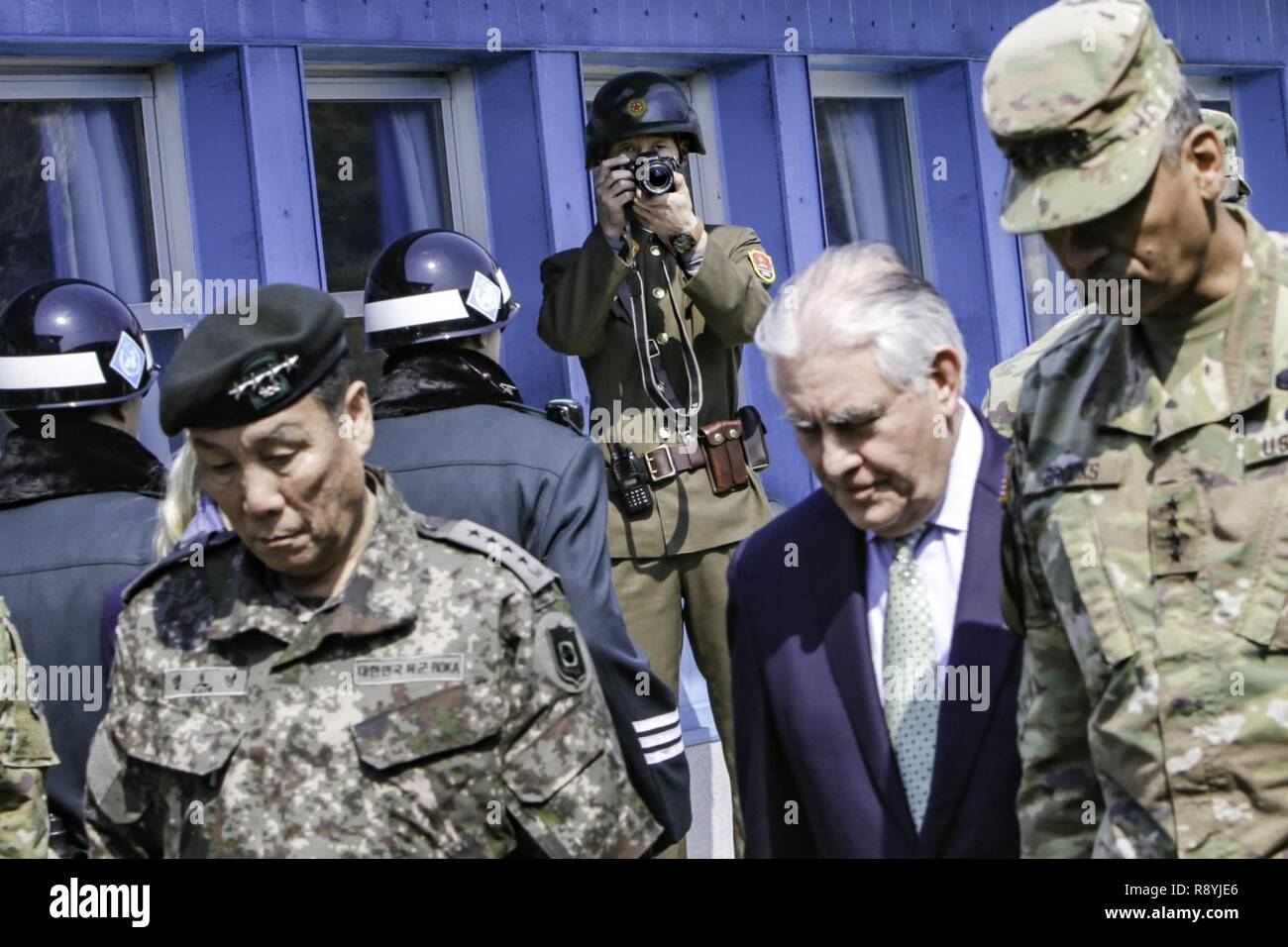 Korean peoples army hi-res stock photography and images - Alamy