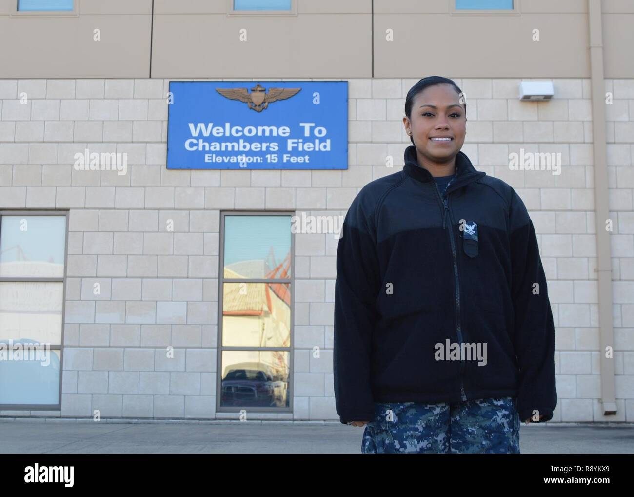 NORFOLK (Mar. 16, 2017) Aviation Boatswain’s Mate Handler 2nd Class