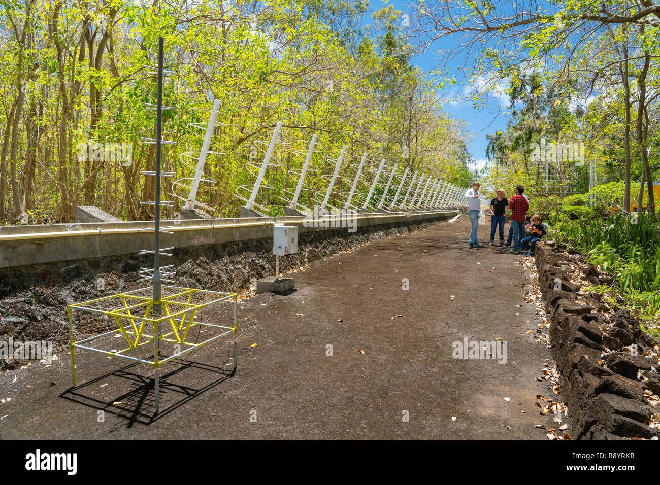 Mauritius, Flacq district, Poste Lafayette, Bras d'Eau National Park,  radiotelescope Stock Photo - Alamy