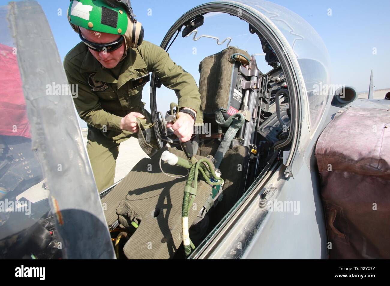 U S Marine Corps Lance Cpl Nathan Derouin A Safety Equipment Mechanic Deployed In Support Of Combined Joint Task Force Operation Inherent Resolve Assigned To Marine Attack Squadron 231 Special Purpose Marine