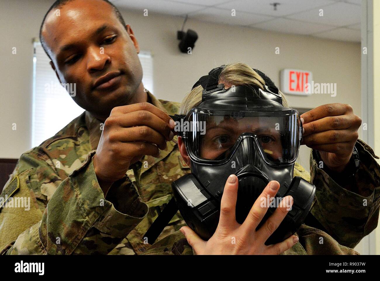 Us air force engineer staff hi-res stock photography and images - Page 10 -  Alamy