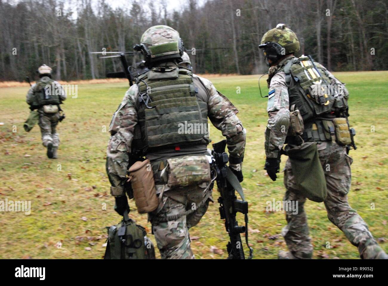 Lithuanian Reconnaissance Unit stays in forest thinking drill still ...