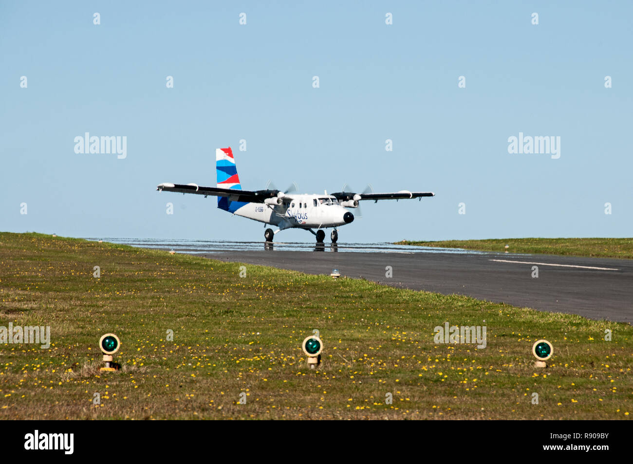 Around the UK - Flying to the Isles of Scilly by Skybus Stock Photo