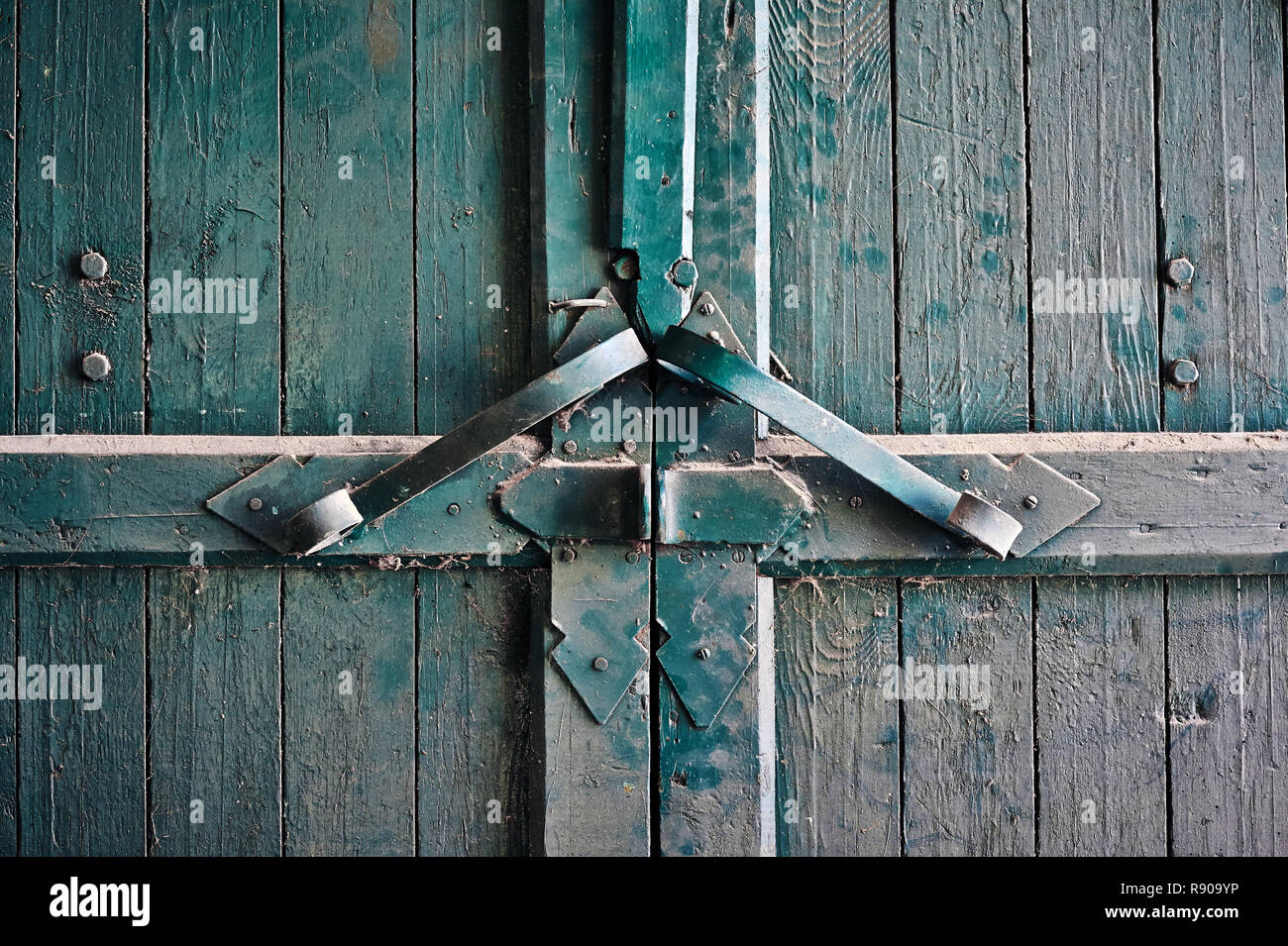 dusty old gate, close up Stock Photo - Alamy