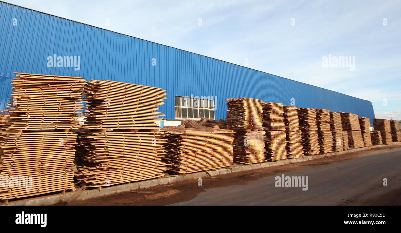 High and drying timber hi-res stock photography and images - Alamy