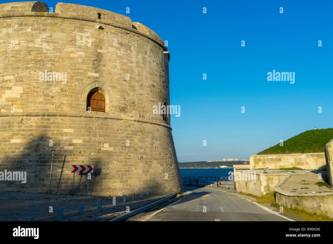 Kilitbahir Castle in Canakkale,Turkey Stock Photo - Alamy