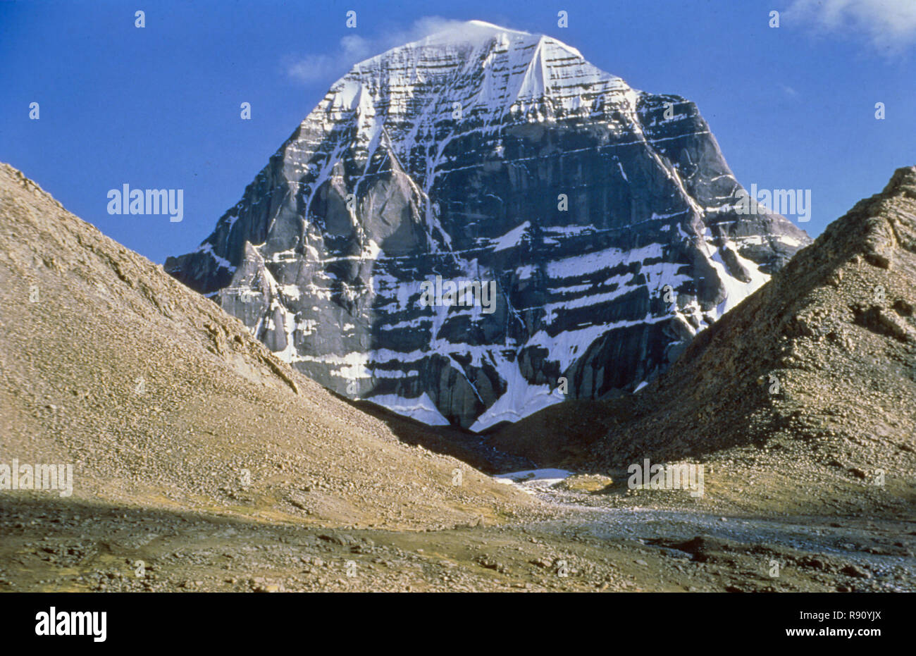 Kailash mansarovar hi-res stock photography and images - Alamy