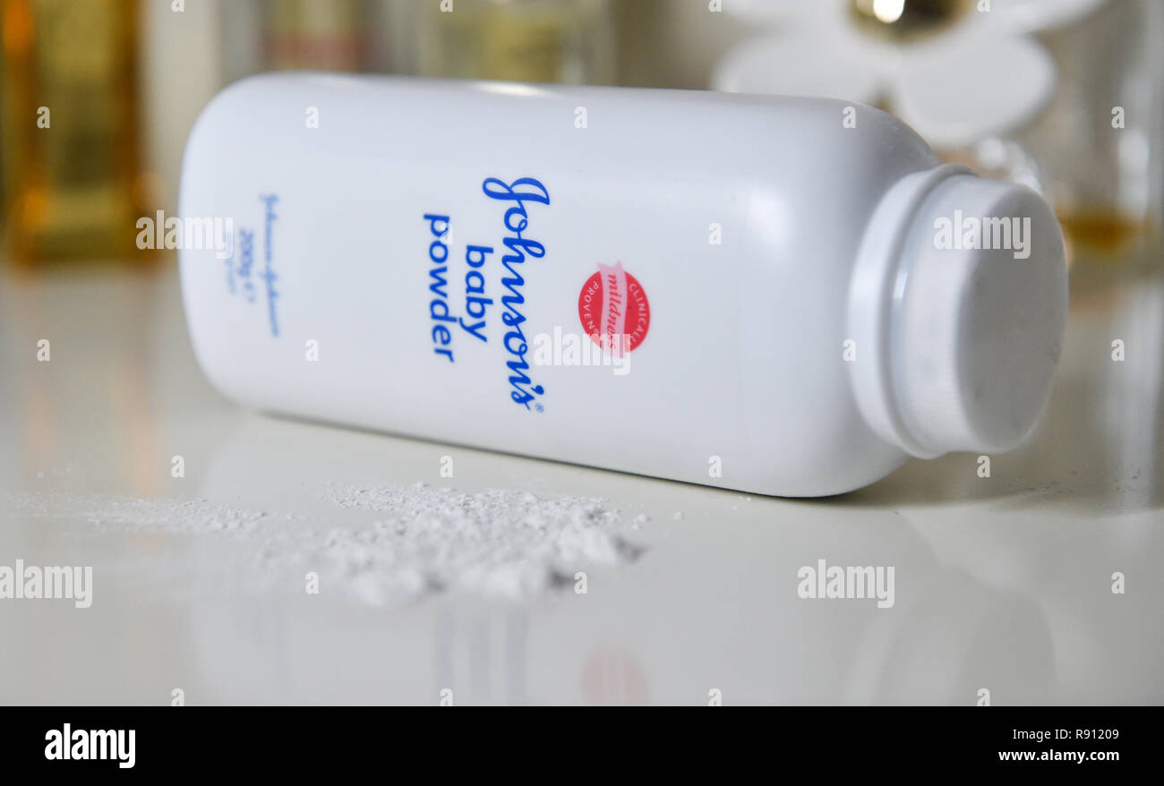 Johnson's baby powder health and beauty talc perfume product often used on babies and children skin Stock Photo