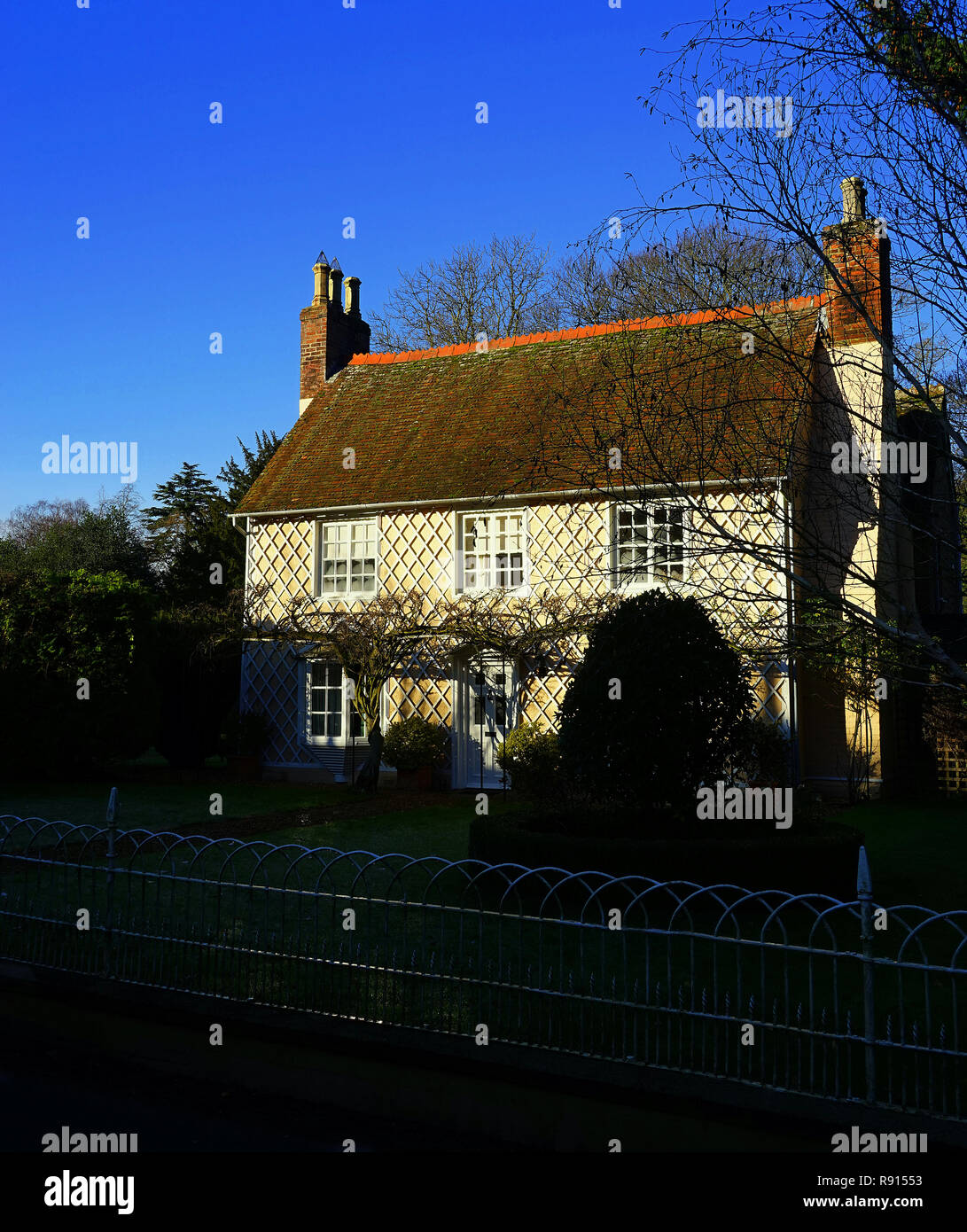 Attractive house at Old Warden, Bedfordshire Stock Photo Alamy