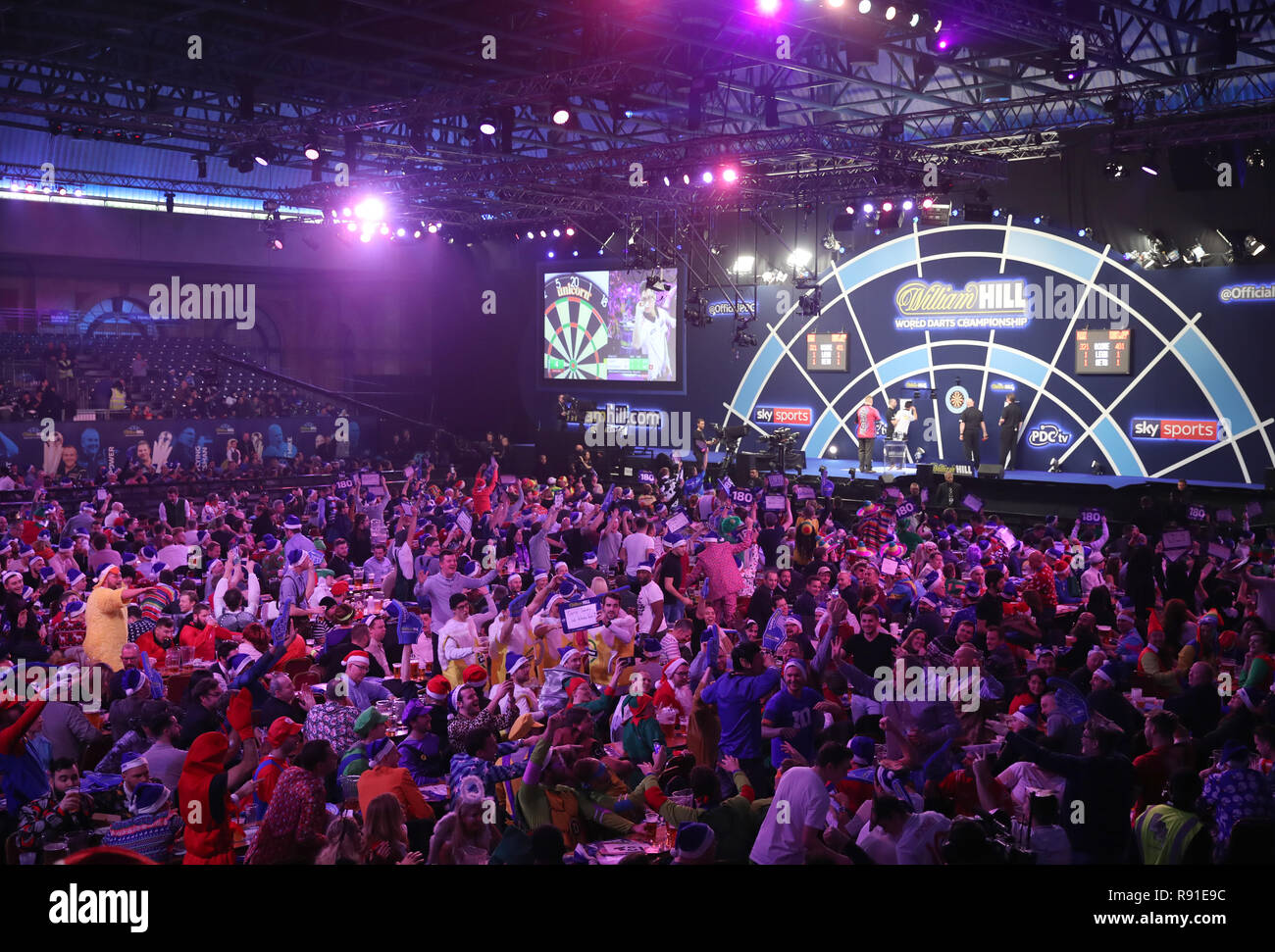 A general view of the Darts Arena during day six of the William Hill World  Darts Championships at Alexandra Palace, London Stock Photo - Alamy
