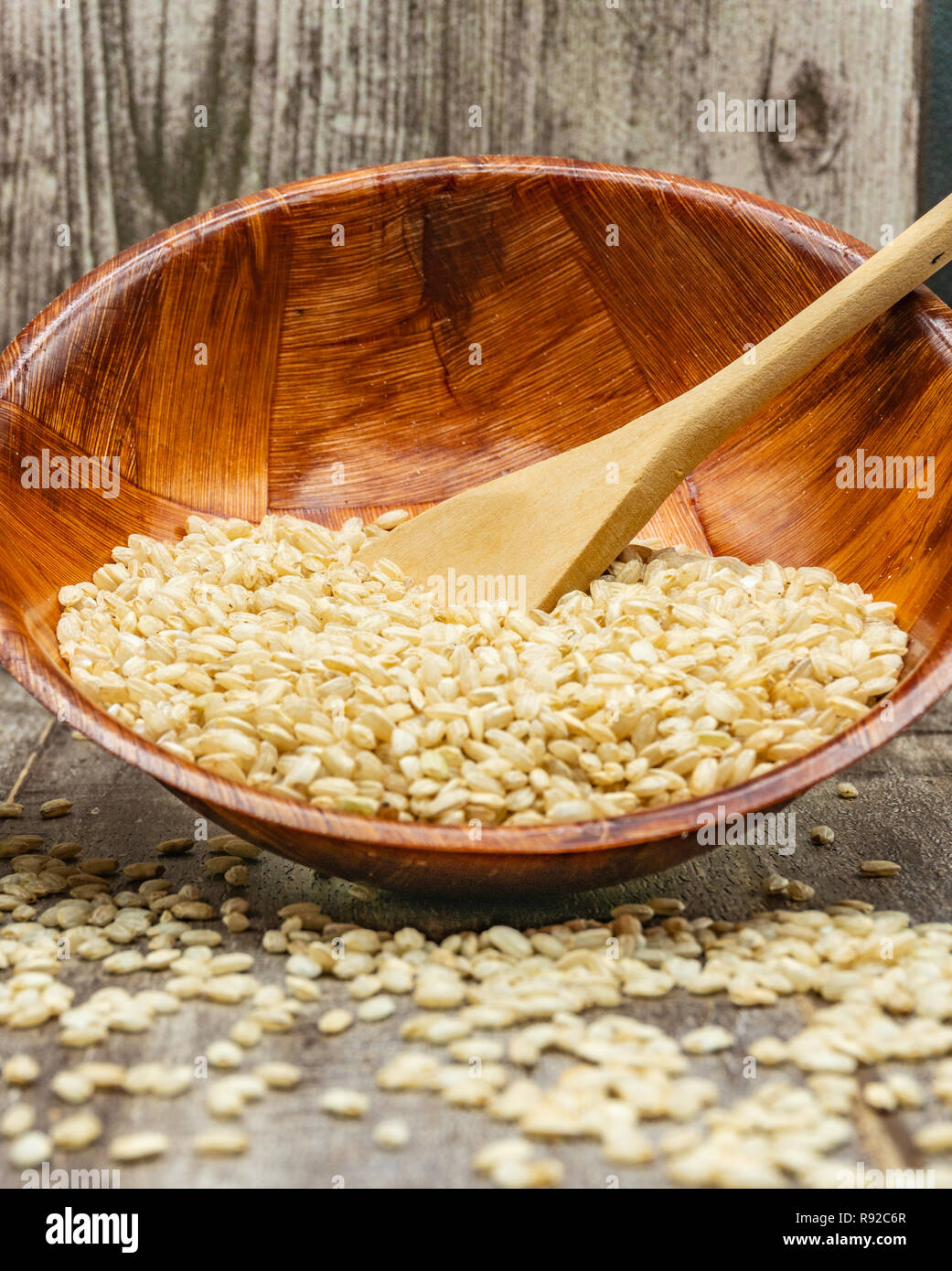 Brown rice contains more protein than white rice.Brown rice is slightly