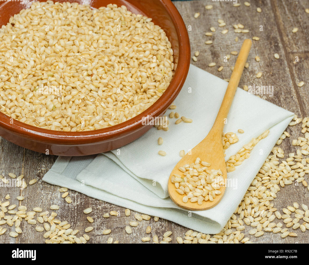 Brown rice contains more protein than white rice.Brown rice is slightly